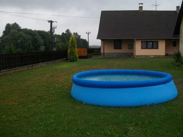 Chalupa chalupa s vlastním rybníkem a bazénem na Táborsku