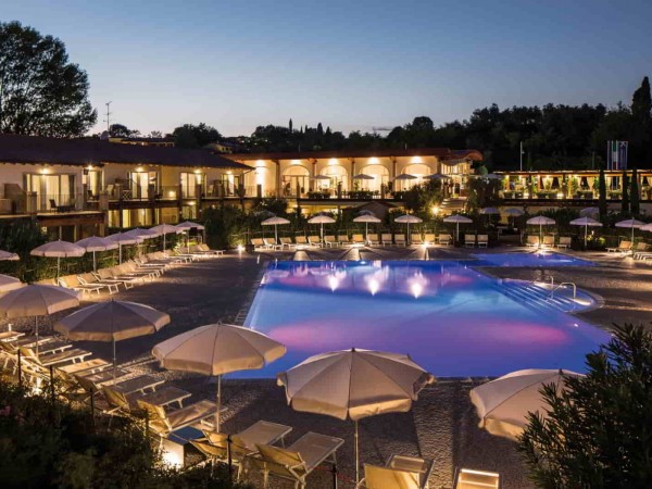 Hotel Hotel Lake Garda Resort **** - Moniga del Garda - Lago di Garda - chatachalupa.cz